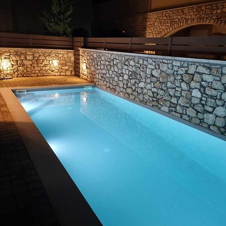 Lydia'S Inn 1 With Private Pool Melission Exterior photo